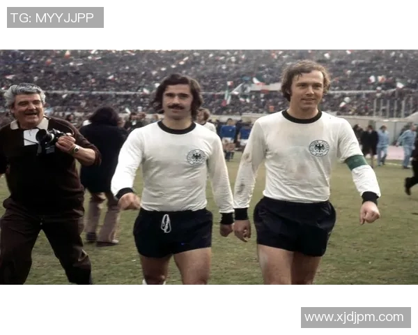 德国足球明星盘点：从贝肯鲍尔到穆勒的传奇之路